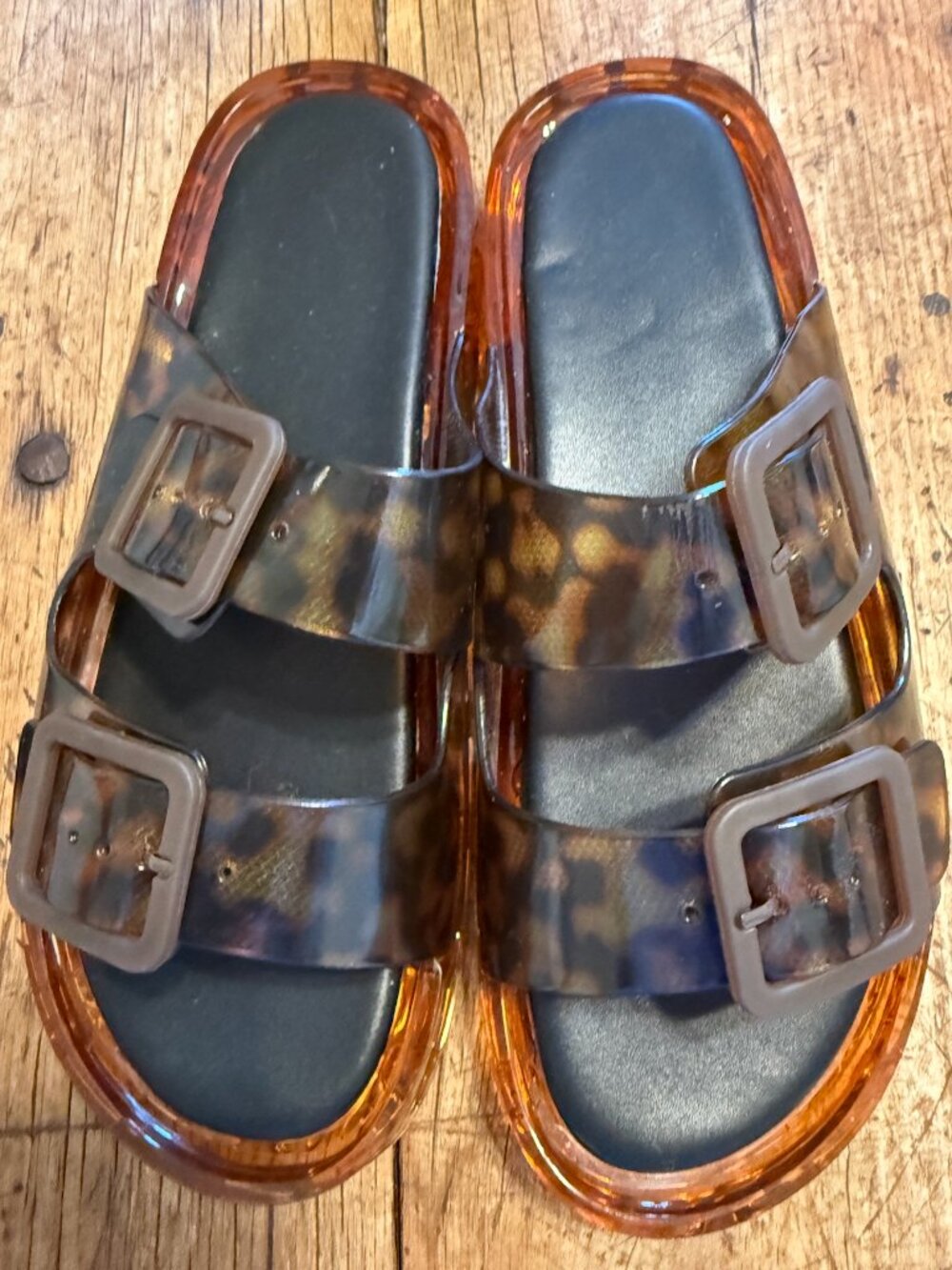 Tortoise Shell Sandels - Picture 3 of 4